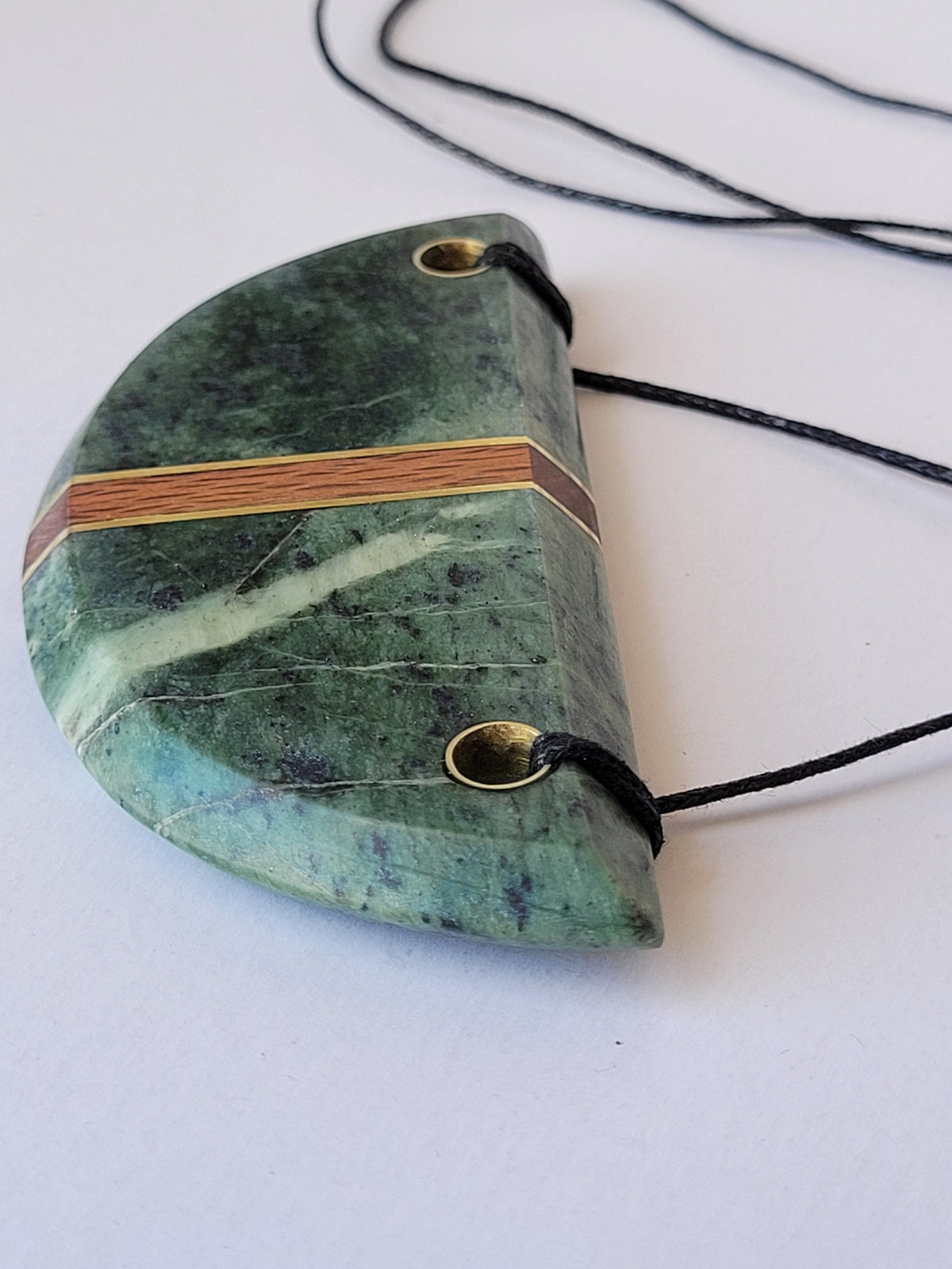 Pounamu brestplate & bust